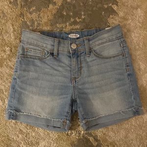 Girl’s Old Navy jean shorts, size 8